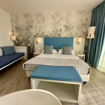 Hotel Nizza Frontemare-2